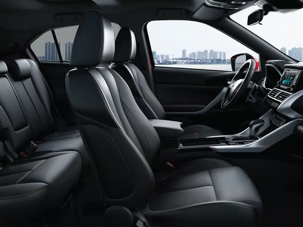 eclipse-cross-interior-2-1